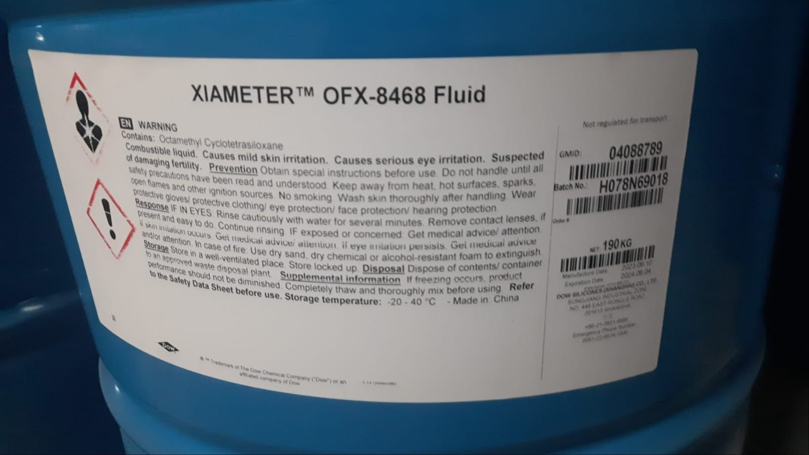 Silicon oil (Xiameter OFX 8040 Fluid